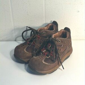 Stride Rite Leather Baby Tracks Lace up toddler hiking boots red details size 7W